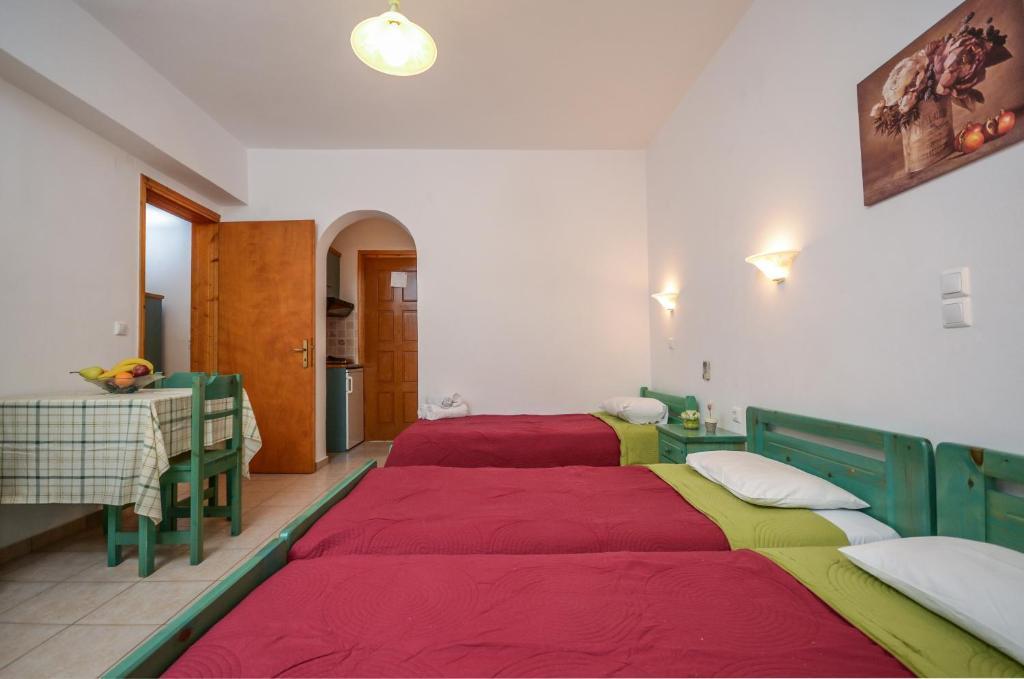 Despina Hotel Agia Anna  Zimmer foto